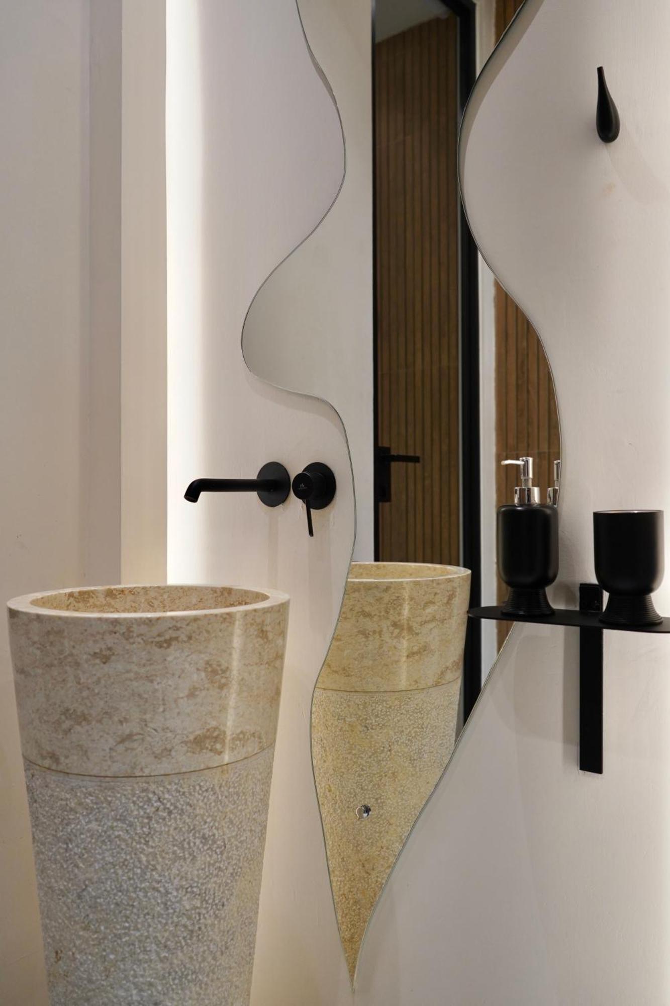 Urban Chill Tirana Apartment Ngoại thất bức ảnh